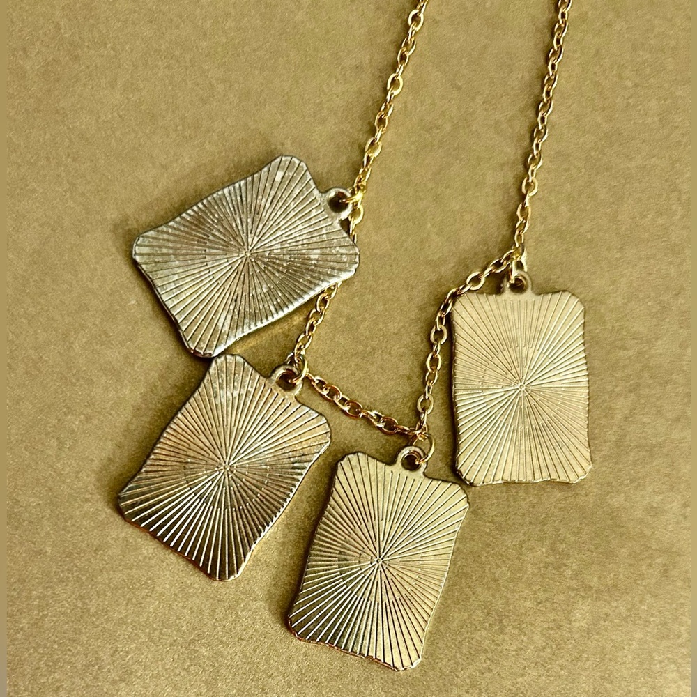 NWOT Necklace tarot card charms: strength, sun, lovers, star black enamel 21β - Picture 9 of 9